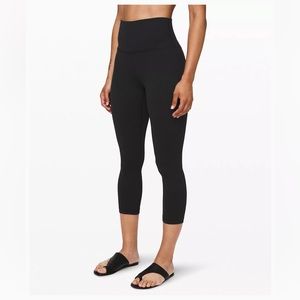 LuluLemon align cropped leggings